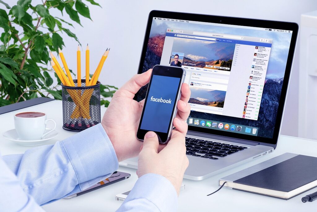 prowadzenie fanpage na facebooku dla firm
